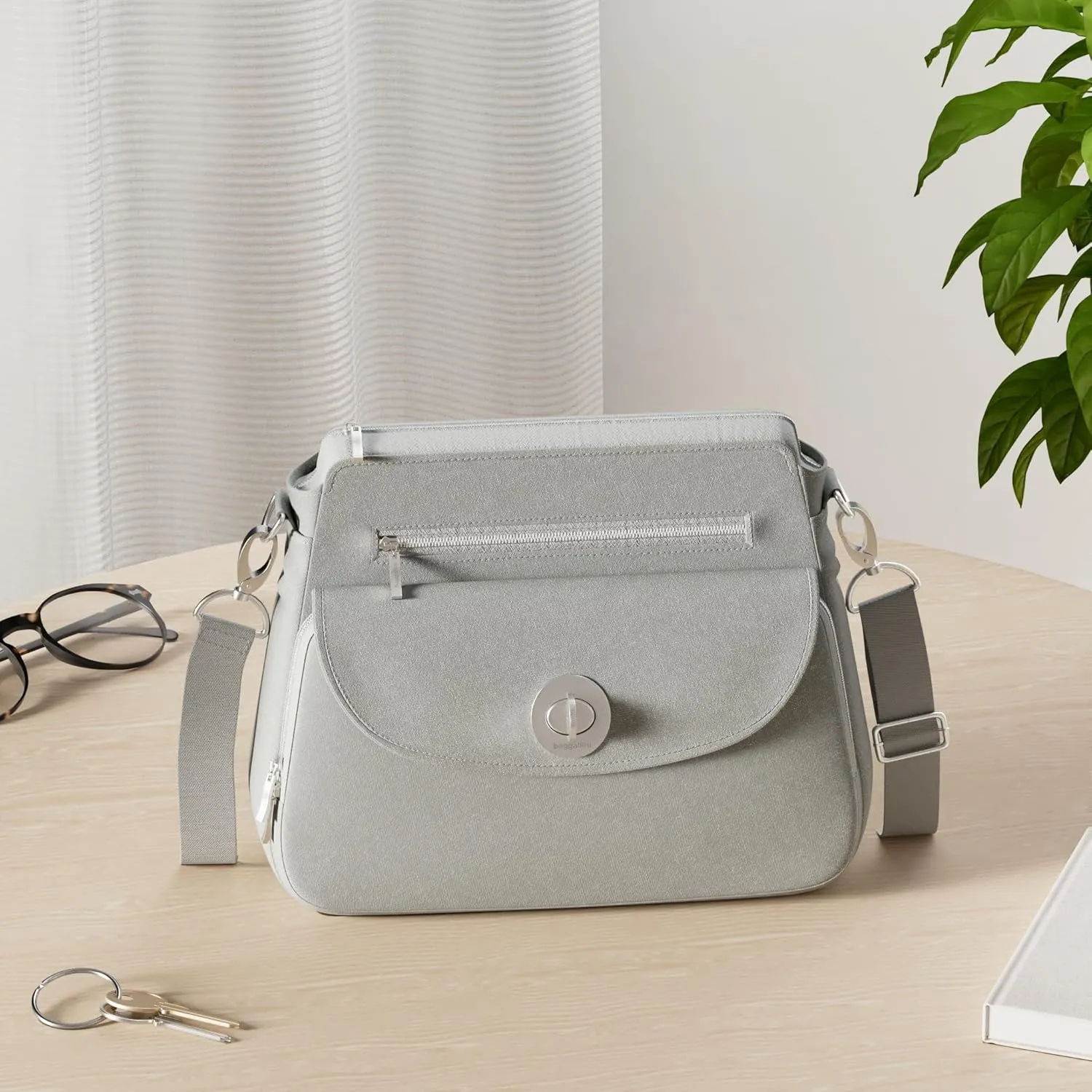 Baggallini Women's Calais Crossbody Bag