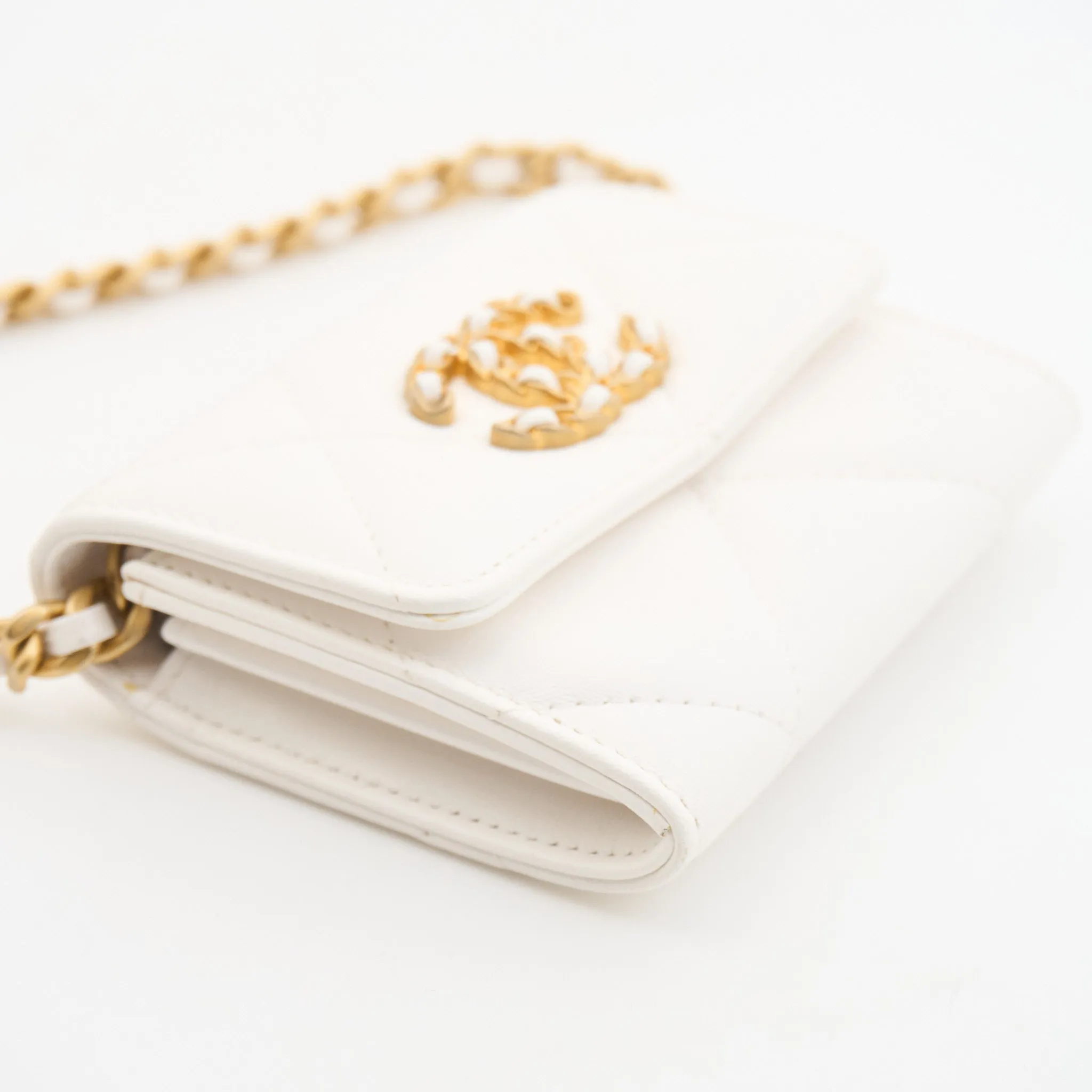 Chanel Lambskin Quilted Card Wallet on Chain in White GHW