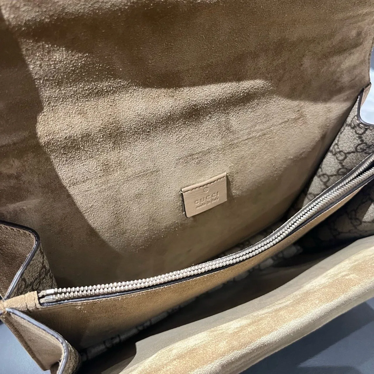 Gucci Dionysus Beige GG Supreme Canvas Shoulder Bag 29.5x22x7