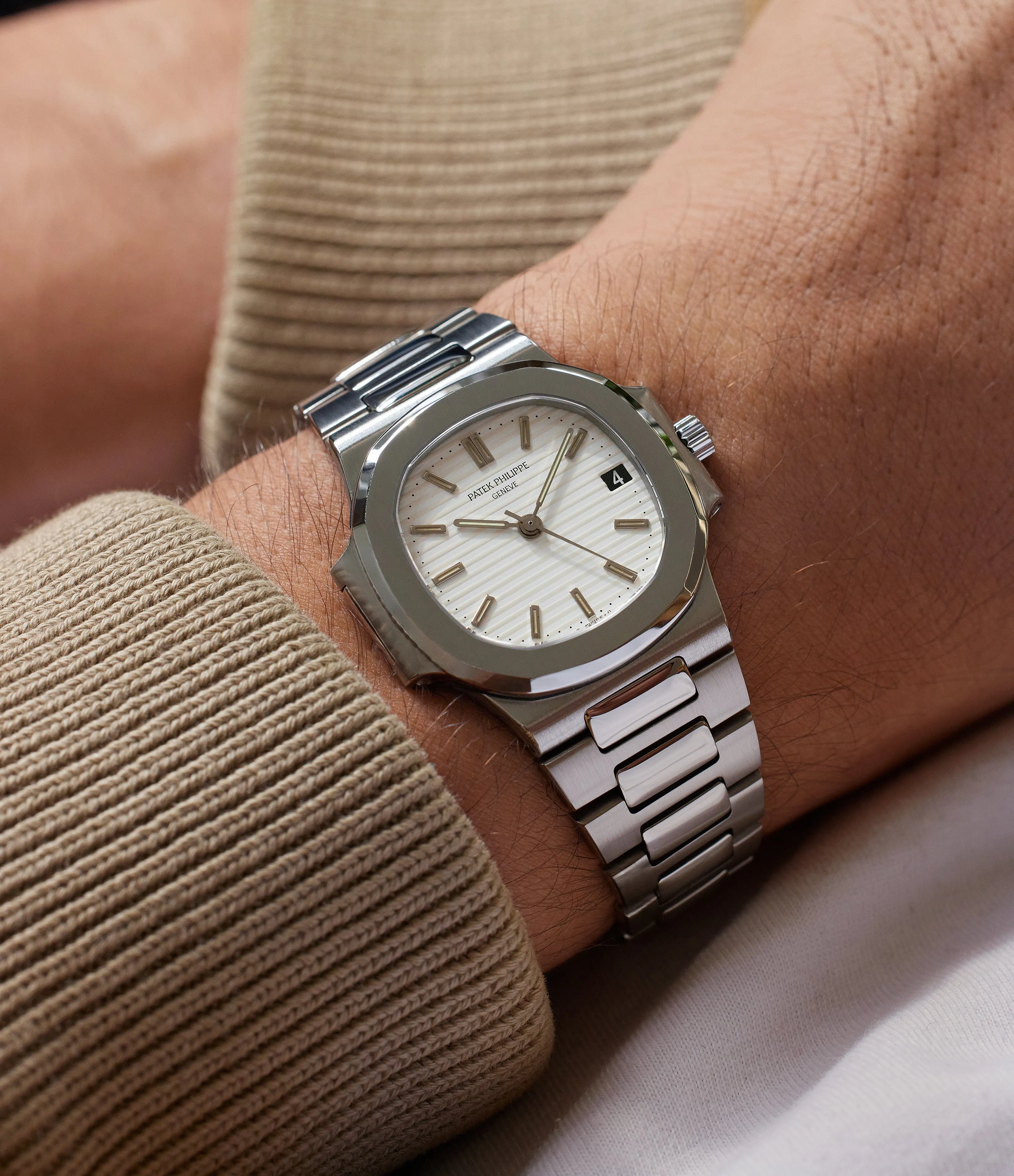 Nautilus | 3800A | White Dial | Stainless Steel
