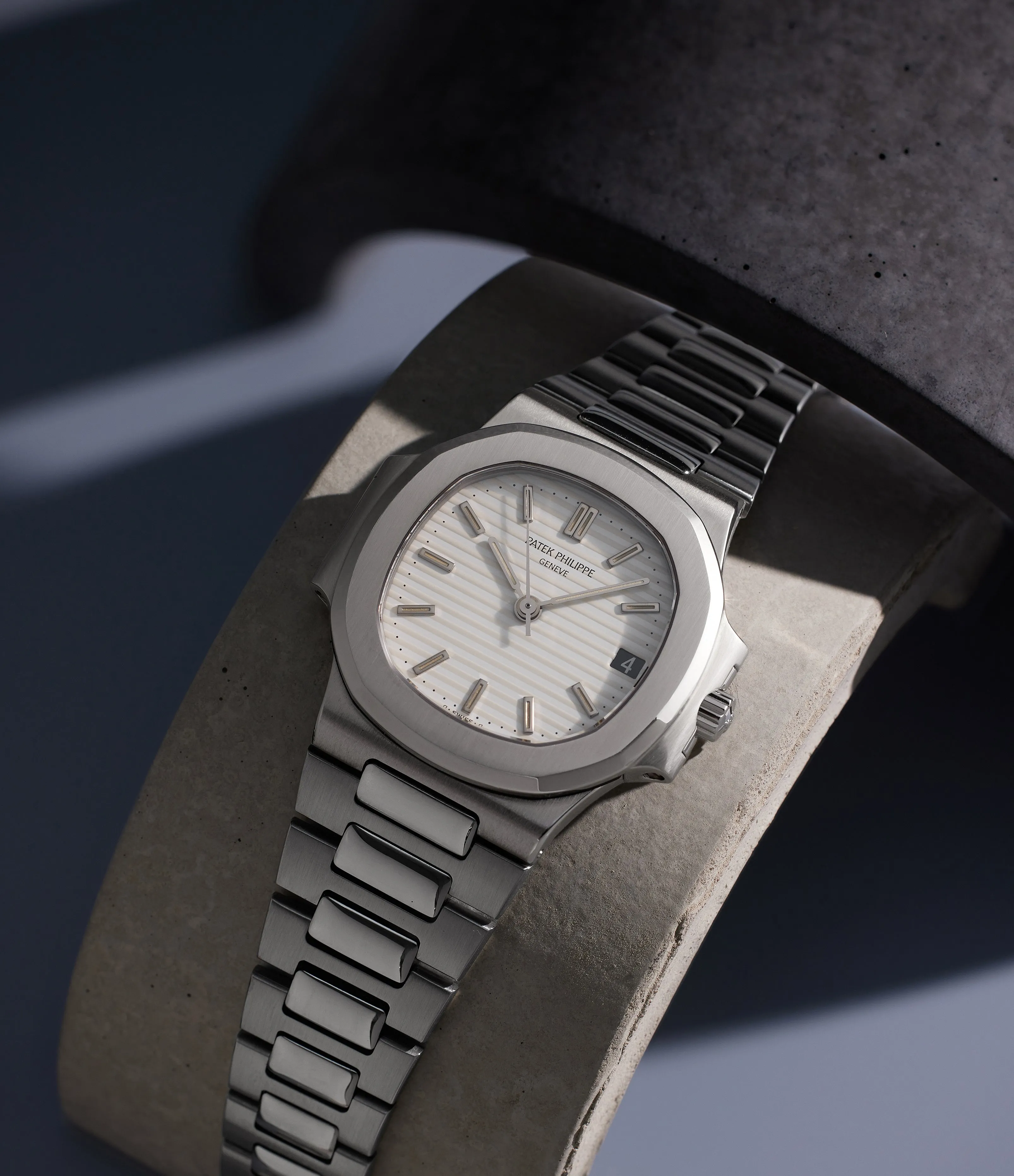 Nautilus | 3800A | White Dial | Stainless Steel