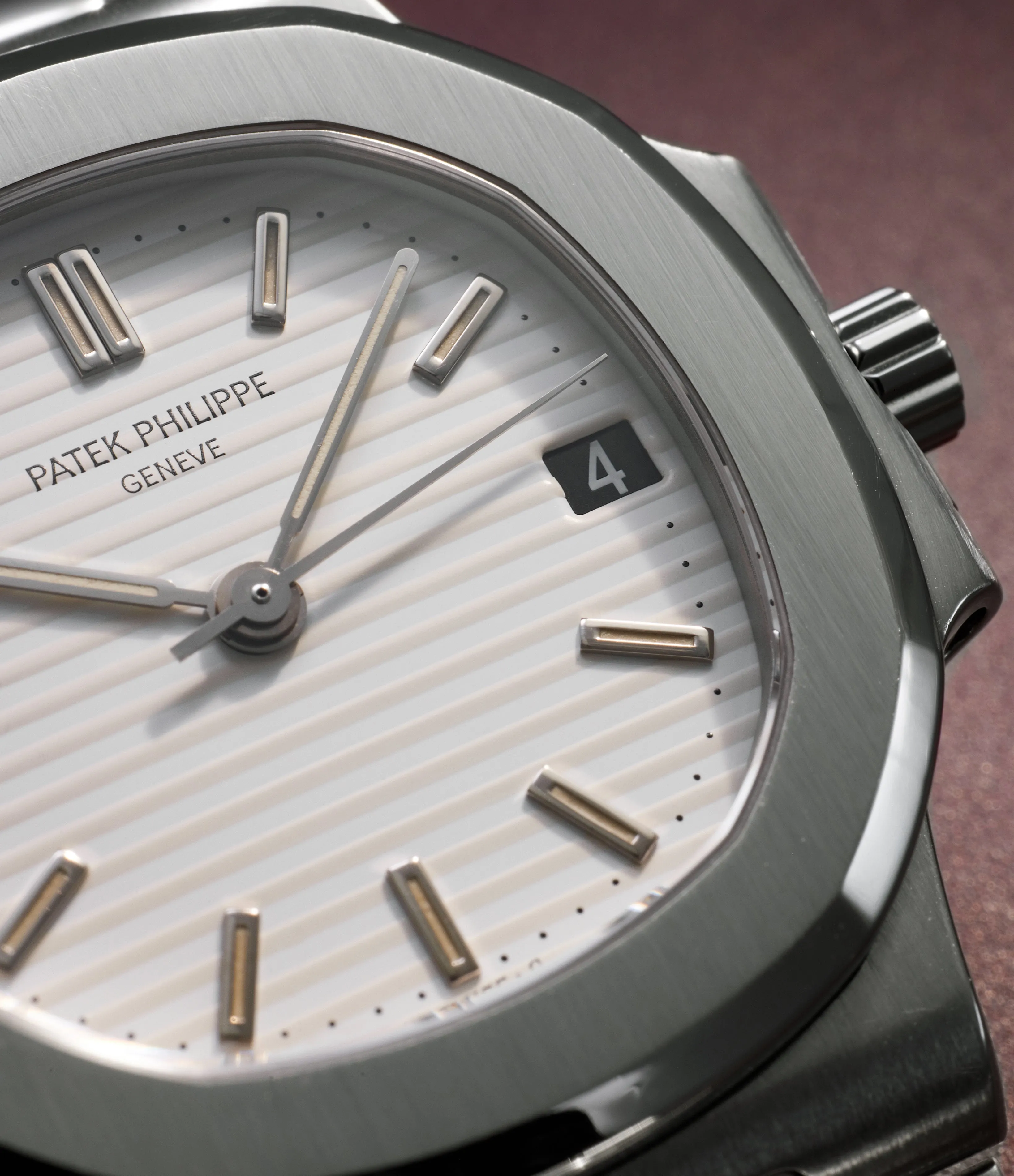 Nautilus | 3800A | White Dial | Stainless Steel